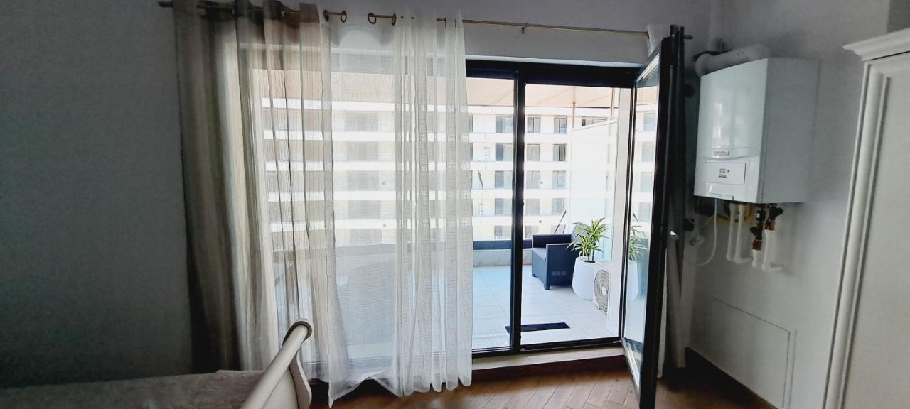 Mamaia Nord Studio La 10 M De Plaja Langa Cluburi Dış mekan fotoğraf